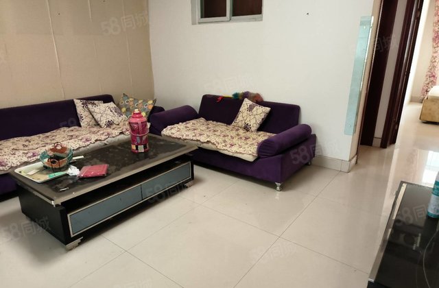 一楼50平院子，地暖房，3居，车站附近，水晶城，中华苑，