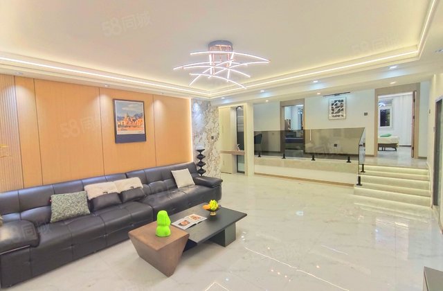 锦江花园一区3室2厅159.93㎡72万二手房图片