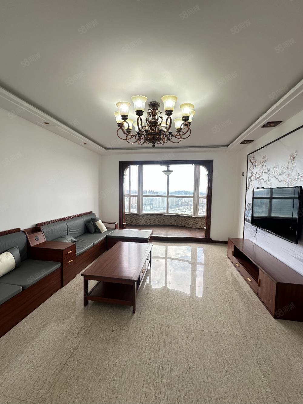 东方新城3室2厅1卫129㎡南北58.8万