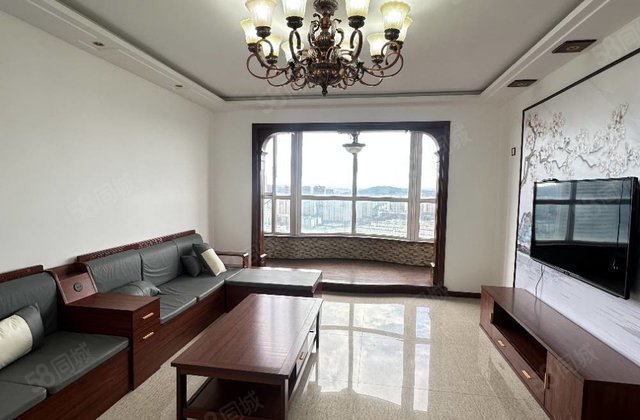 东方新城3室2厅1卫129㎡南北58.8万