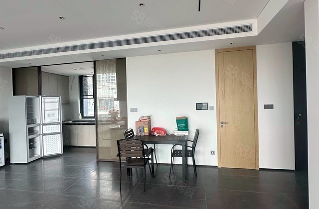 仁恒滨江园4室2厅216.44㎡680万二手房图片