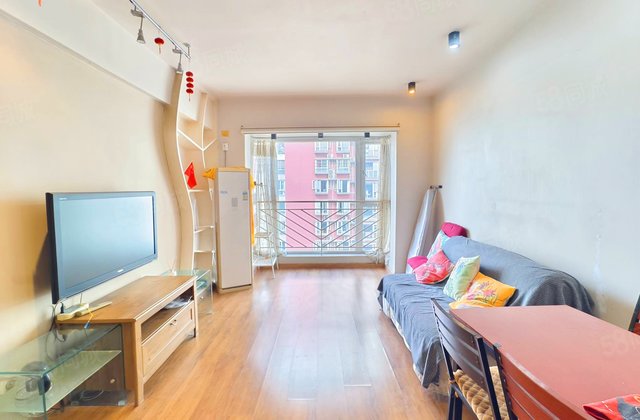 长富新城1室1厅68.79㎡127万二手房图片