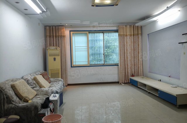 岳阳市第一人民医院雷锋山小区4室2厅152㎡51.8万二手房图片