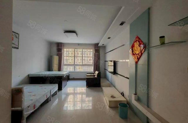 湖边100  新东方名人苑商品房 一楼 带40平地上大车库