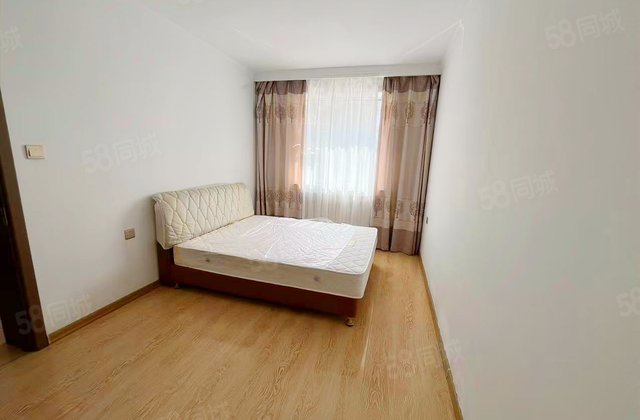 40街区3室1厅70㎡35万二手房图片