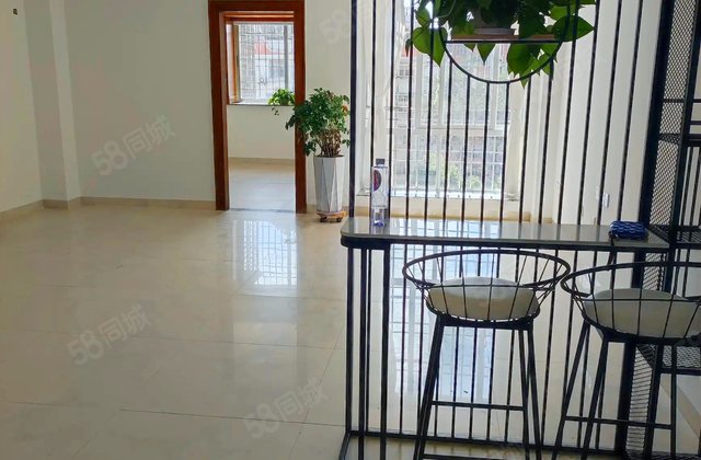 前埔南小区(店上东里)3室2厅129.3㎡458万二手房图片