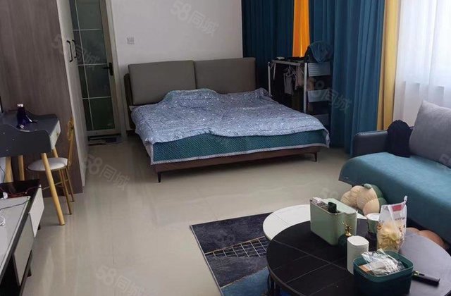 嘉明电梯房三室，精装修，房东急售，刚交工的新小区