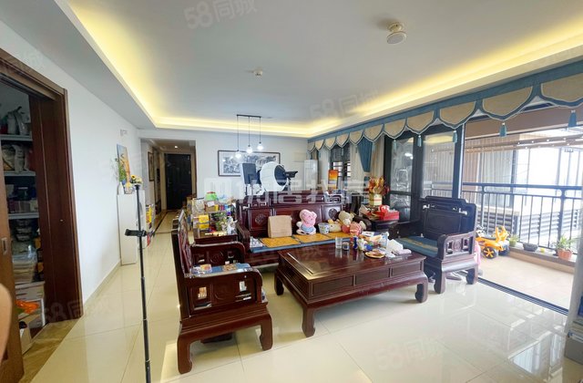 万科城(南区)4室2厅123㎡118万二手房图片