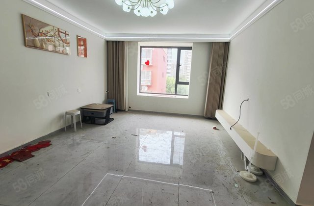 保证不是串串房 房东赔40多万出售 不是精装不要钱  水晶城