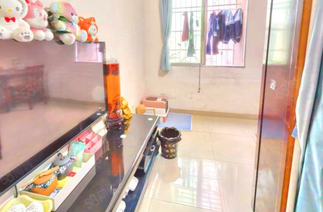 南兴巷住宅小区2室2厅72.87㎡32万二手房图片