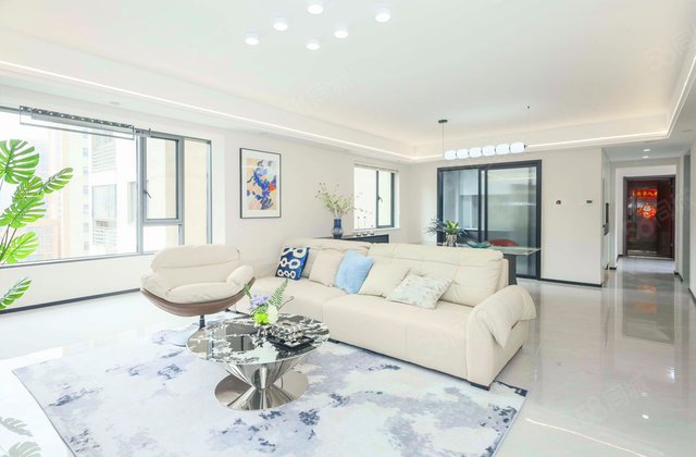 弘德好莱城4室2厅132.74㎡128万二手房图片