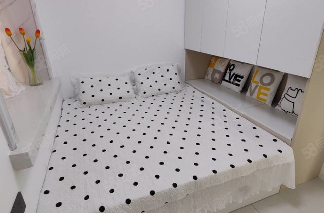 市委22号楼1室1厅40㎡8.8万二手房图片