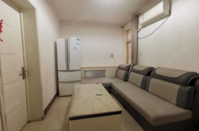 文轩本部一楼带院，看房方便