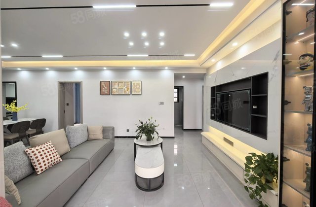 万景东岸雅院4室2厅120㎡49.8万二手房图片