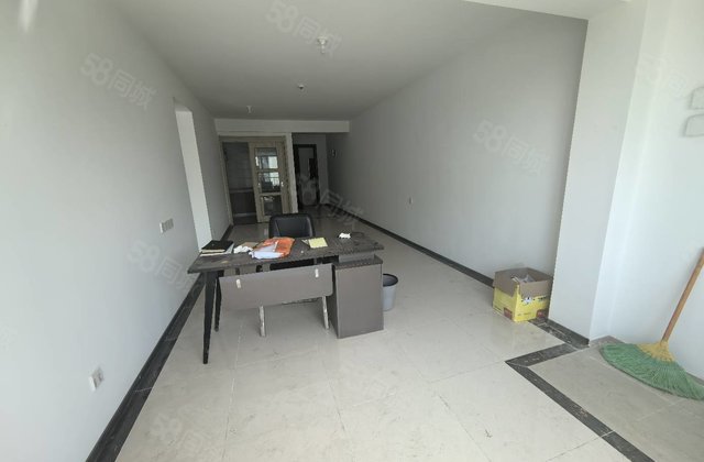 刚交过的房子 精装婚房未住 碧桂园星汇 中层 户型真棒