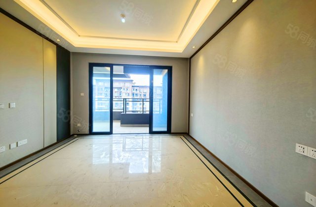 观岭翡翠湾3室2厅118㎡52.8万二手房图片