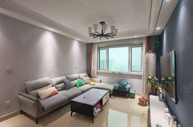 民生  颐中外国语。免大税，有车位储藏室。精装修。电梯商品房