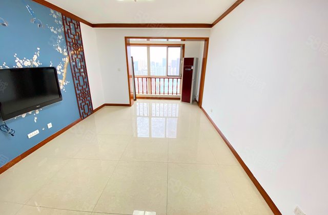 华德中心广场3室2厅139.43㎡130万二手房图片