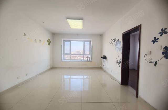 湖景房,新出3室2厅1卫,送车位,免大税,