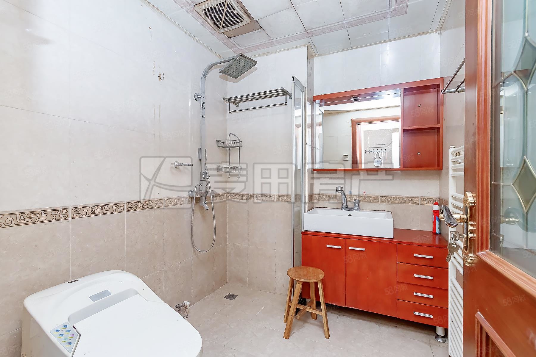 首城國際2室2廳1衛(wèi)88㎡南590萬