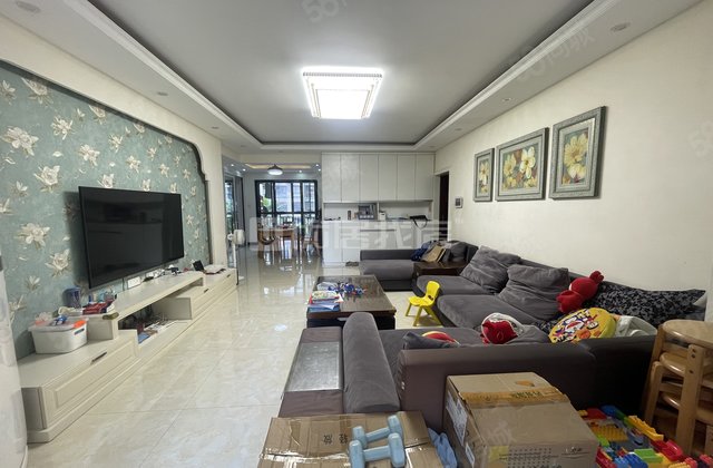 冠泰城国3室2厅151.87㎡168万二手房图片