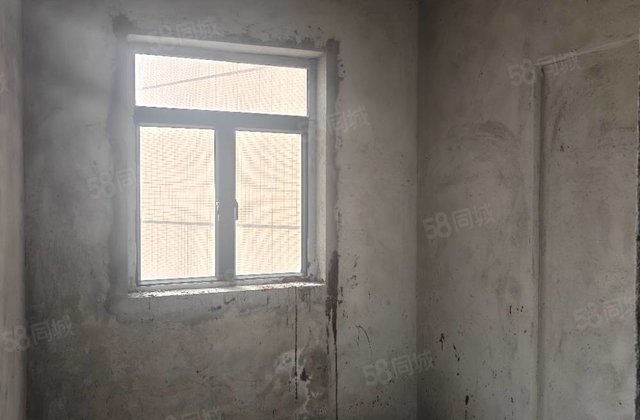 嘉和园4室2厅150㎡51.8万二手房图片