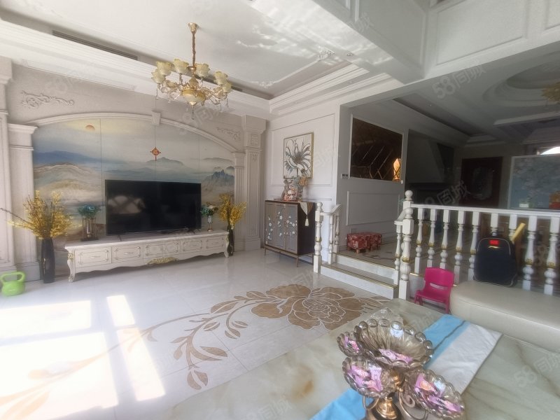 别墅美盛白河湾电梯五层前后院子带两个车位楼顶平台豪装