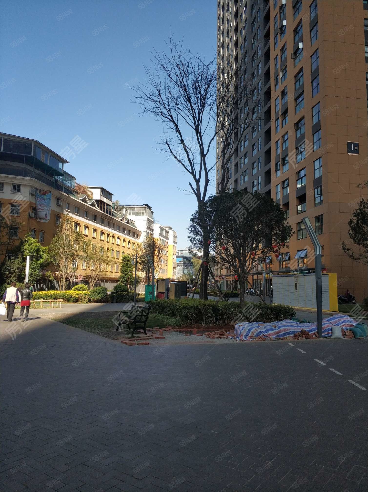 金尚俊园二期103平3室155万