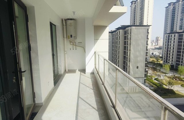 新房未住婚房必选！江山印带车位三室两卫！建设路小學 东昌中学