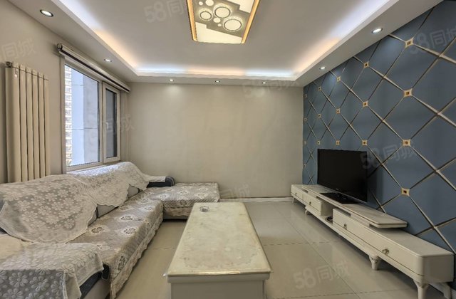 龙泽苑3室1厅100㎡67万二手房图片