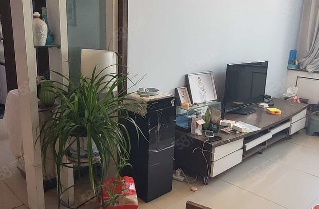 柳泉花园，国税局，多层电梯洋房，停车方便，眼科医院，