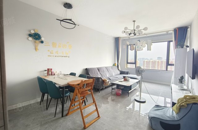 东昌东校 百合新城 精装三居 92.8万 免大税送储随时看房