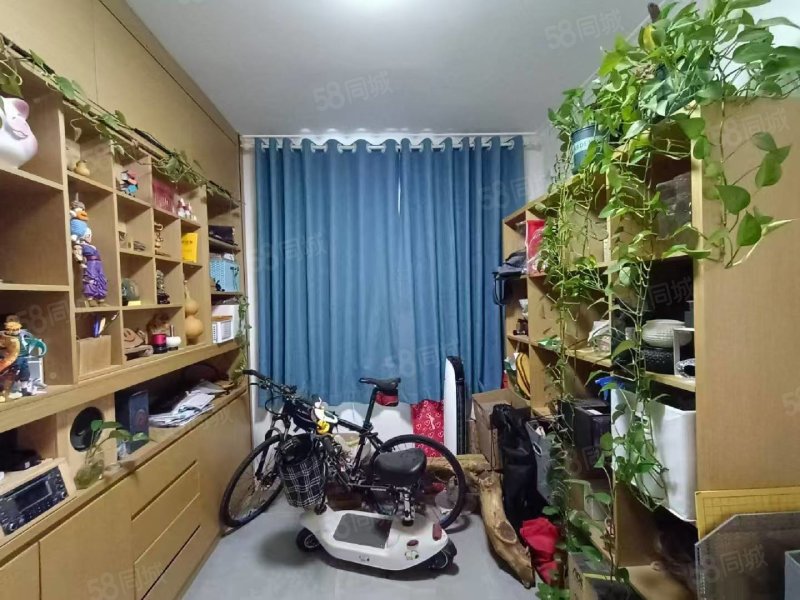 贝鸟语城3室2厅1卫119㎡南北53万