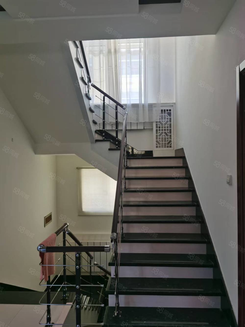 茂源小区3室2厅2卫560㎡南北358万