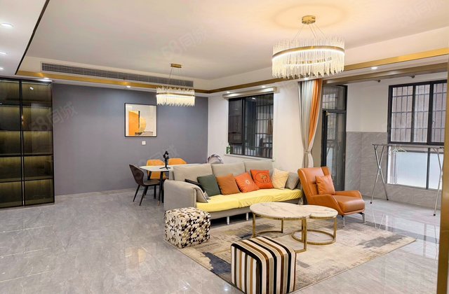 藏珑湖上国际花园4室2厅145.34㎡135万二手房图片