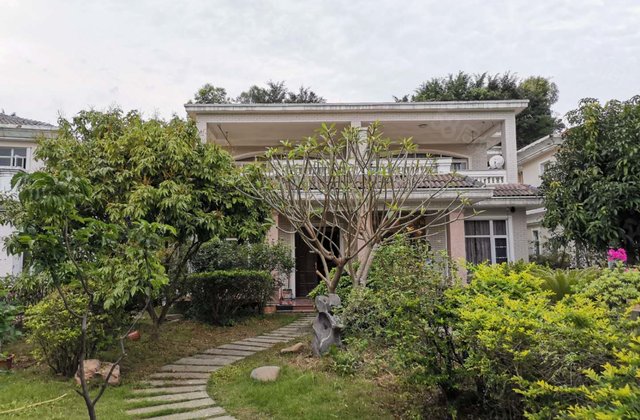 芙蓉嶂下芙蓉墅,万亩湖景一线亲临,小户型独栋别墅,轻松入住