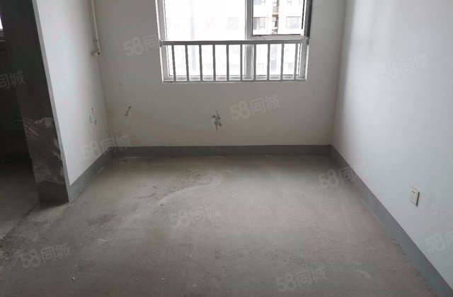 中茵龙湖国际3室2厅128㎡83万二手房图片