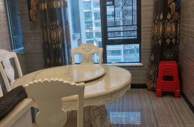 建发上郡4室2厅136㎡99.8万二手房图片