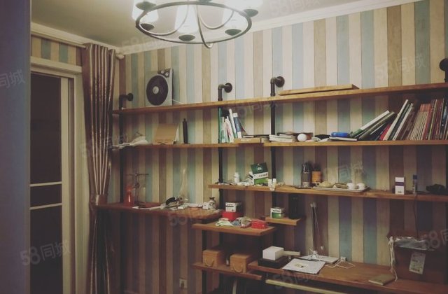 正泓新天地2室1厅1卫价格可谈高性价比好楼层诚心出售