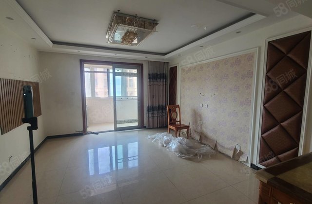 福佳斯国际花园西区3室2厅126㎡80.6万二手房图片