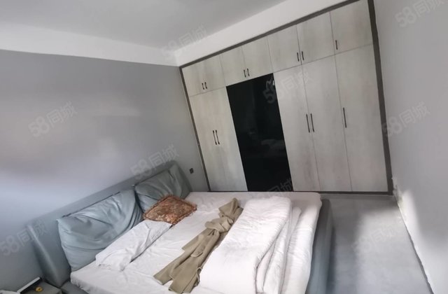 石化管道基地东区|东昌西路107号3室1厅1卫90.5平方