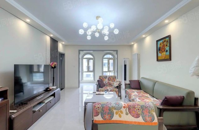 首开香溪郡南区4室2厅127.87㎡369万二手房图片