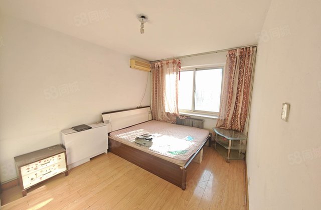 鞍钢永昌物业小区1室1厅53.64㎡13.3万二手房图片