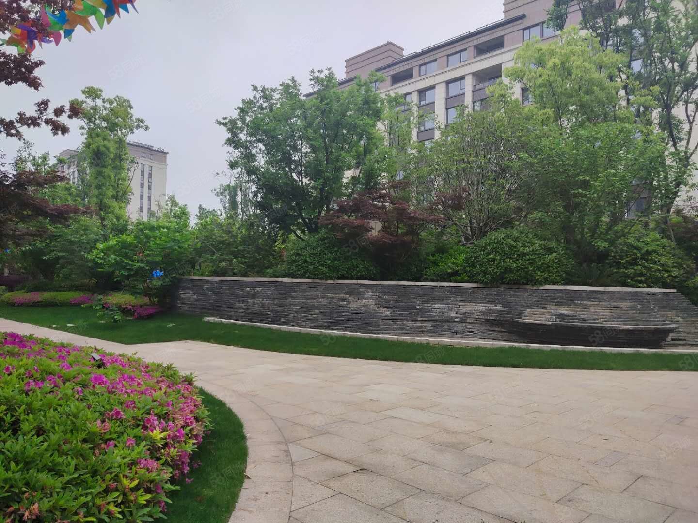 岛北升龙公园道带院子 性价比高 看房方便,升龙公园道檀园-南京58同城