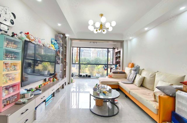 花香郡樾府3室2厅92.41㎡130万二手房图片