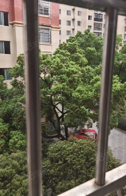 瑞宁花园3室2厅2卫123.9㎡东南60万