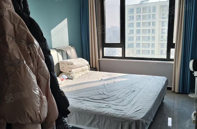 东昌东.三实验.免大税.车位地下室.百合锦兰园.三室两厅.