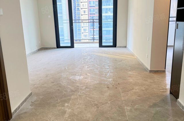 保利紫山花园4室2厅116.1㎡160万二手房图片