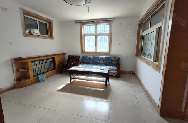 北园小区 商品住宅 中间楼层 近医院 刚需小三居 南北通透