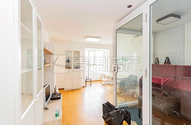 逸成东苑3室1厅89㎡780万二手房图片